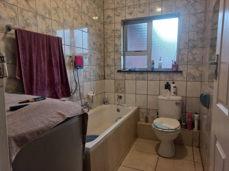 3 Bedroom Property for Sale in Austinville Western Cape